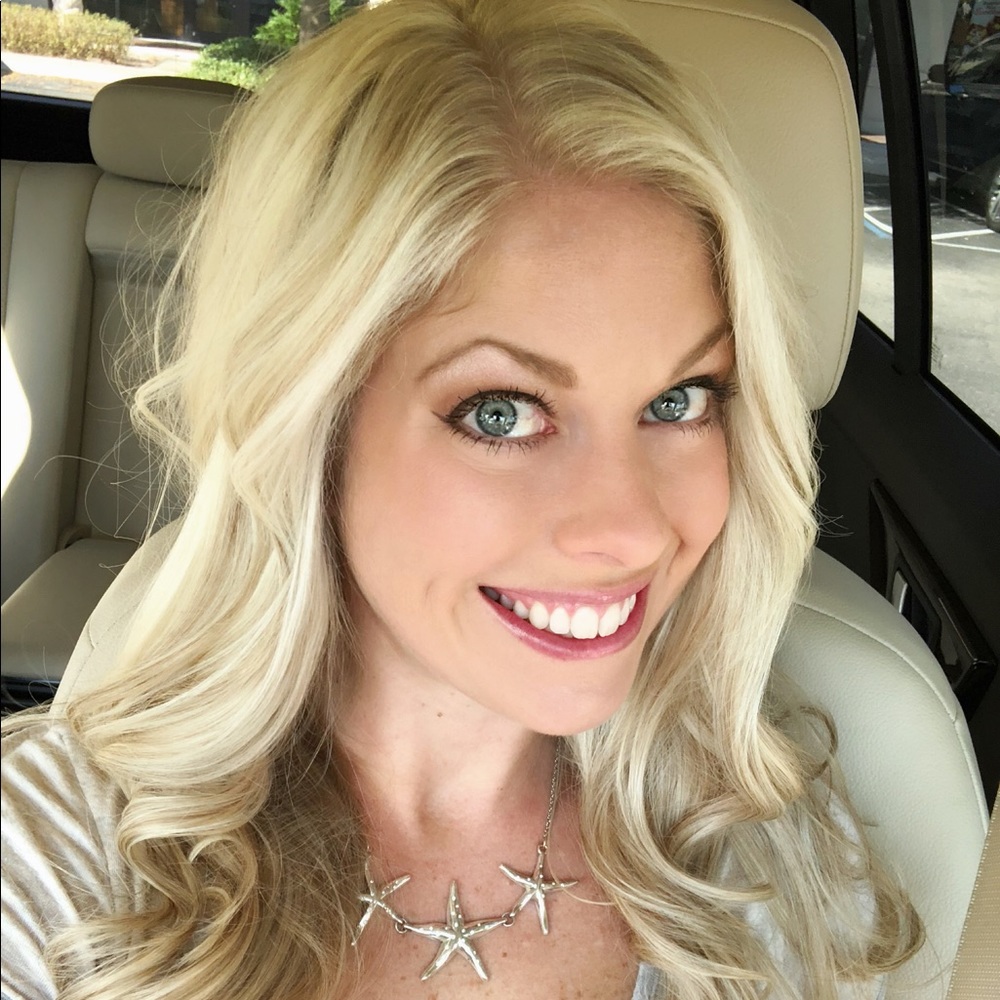 Meet your Posher, Emily